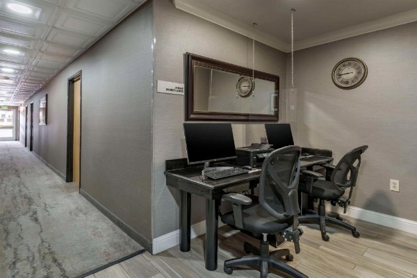 Best Western Plus Vineyard Inn image 18